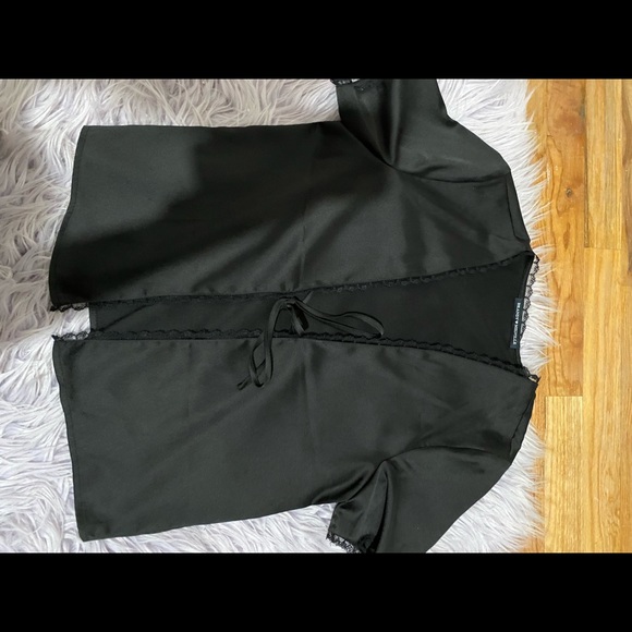 Brandy Melville Top - Picture 4 of 5